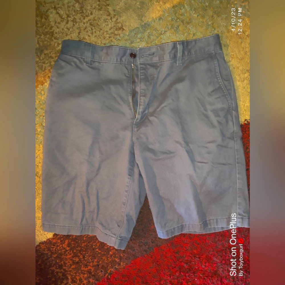 Docker sz 34 slate color